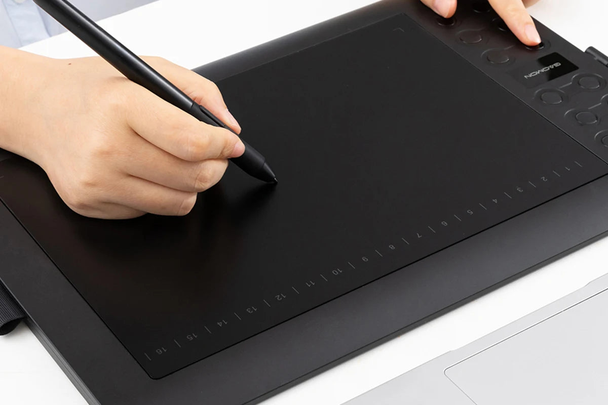 GAOMON M106K PRO 10'' Graphics Drawing Tablet with 8192 Levels