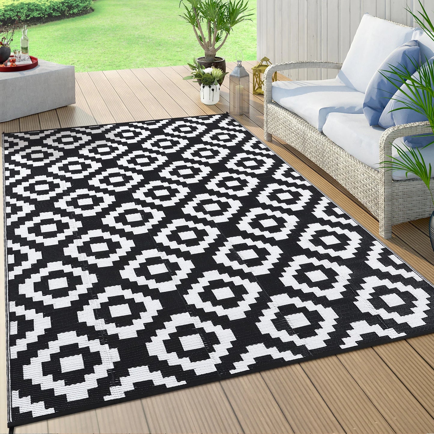 Outdoor Rug Plastic Straw Rug Modern Geometric Waterproof Reversible